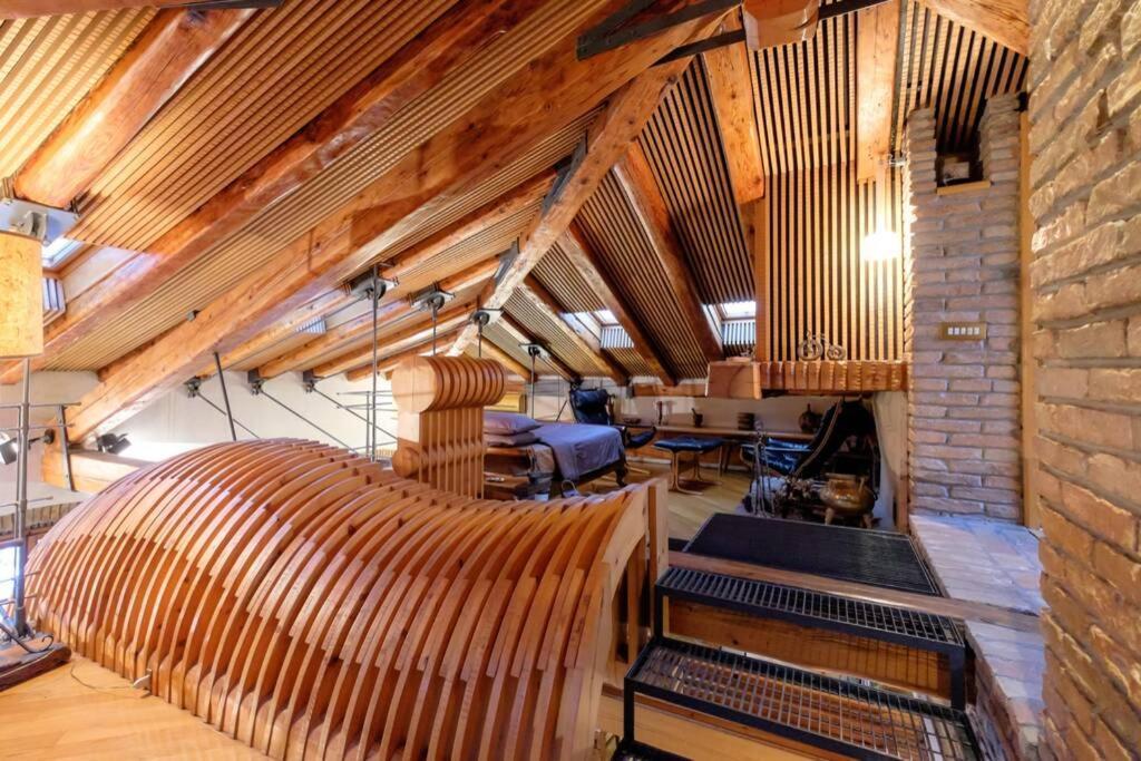 6 Ponterosso - Luxury Attic Apartamento Trieste Exterior foto