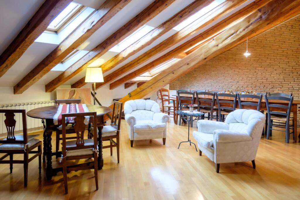 6 Ponterosso - Luxury Attic Apartamento Trieste Exterior foto