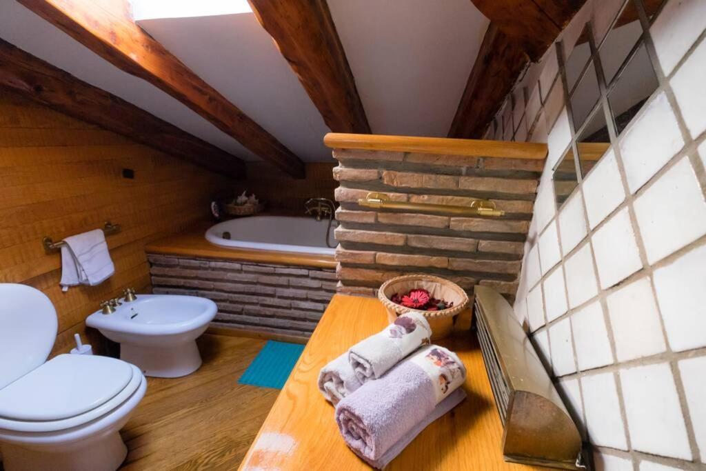 6 Ponterosso - Luxury Attic Apartamento Trieste Exterior foto